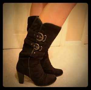 Italian suede boots!